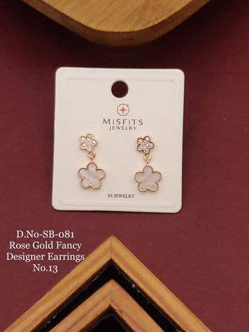 SPECIALIST ROUND EARRINGS