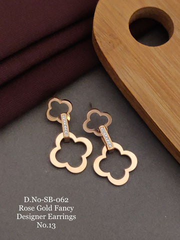 WEAR ELEGANT LIGHTWEIGHT AND COMFORTABLE EARRINGS