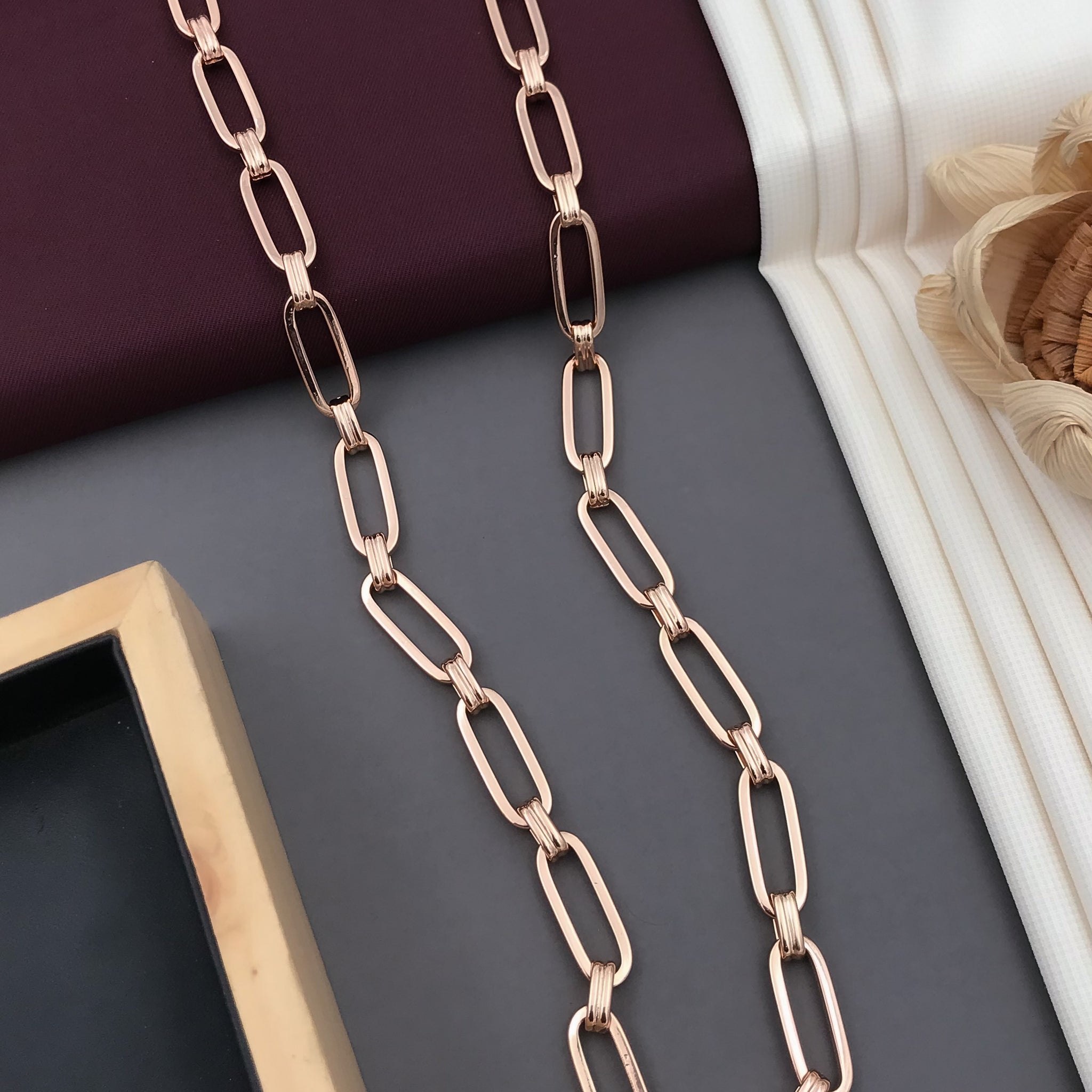 Amok Mens Chain
