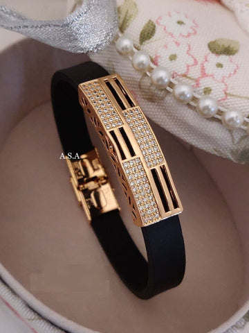 Antique Design Chokdi Pattern with Diamond Rose Gold Unisex Loose Bracelet